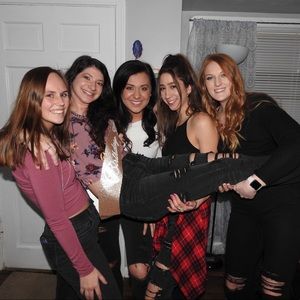 Meet your Posher, Rachael, rhi, annie, & elena